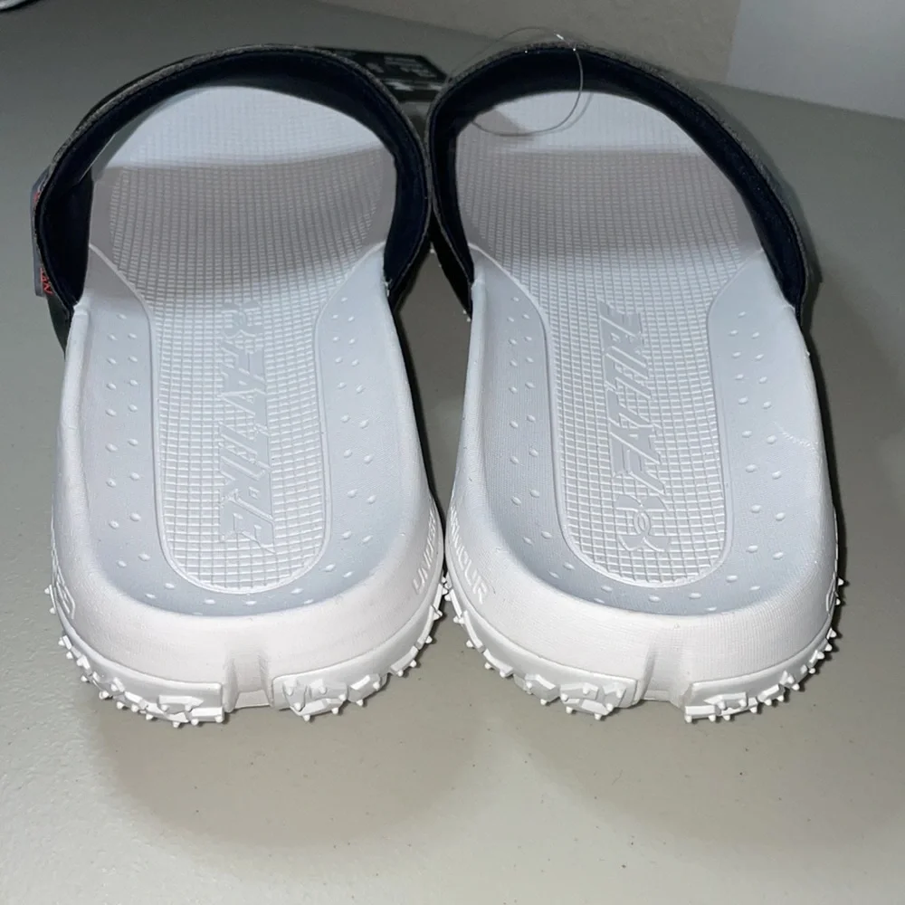 UNDER ARMOUR Unisex UA FT Sway Slides NEW, size 11.5M, very comfy, last one!